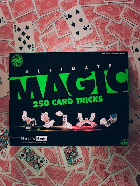 Marvins Magic Ultimate 250 Card Tricks (E51080) | £20