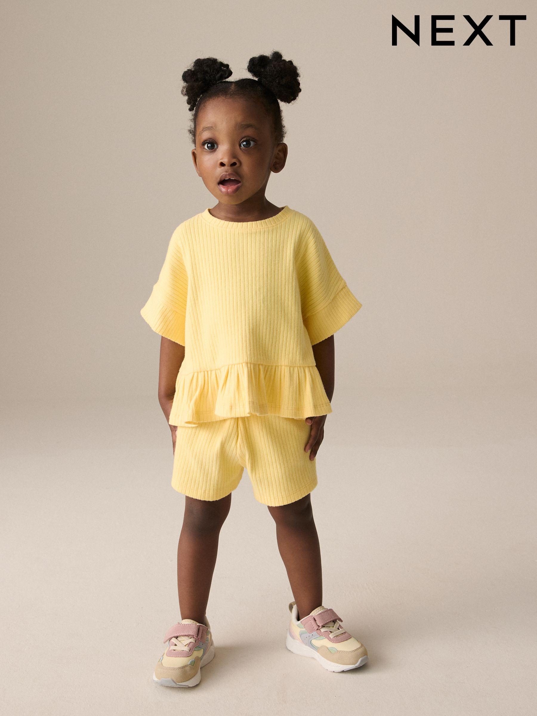 Yellow top next outlet