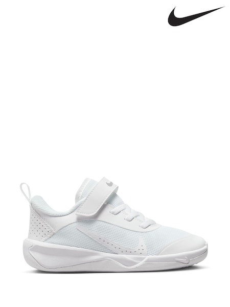 Nike White White Junior Omni Multi Court Trainers (E52319) | £35