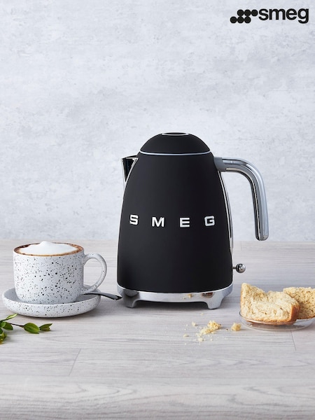 Smeg Black Kettle 1.7L (E53418) | £190