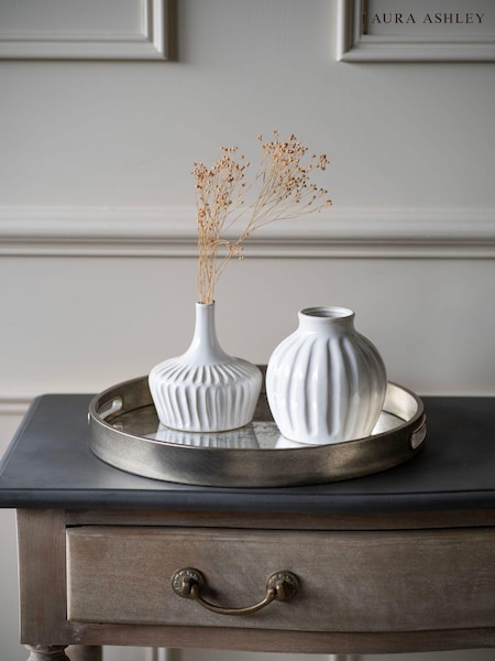 Laura Ashley White Stoneware Vases Set of 2 (E55156) | £35
