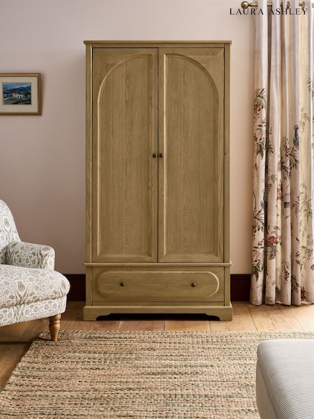 Arlie Wardrobe