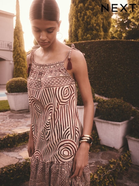 Rust Brown Geometric Print Strappy Drop Waist Tiered Maxi Dress (E58583) | £39