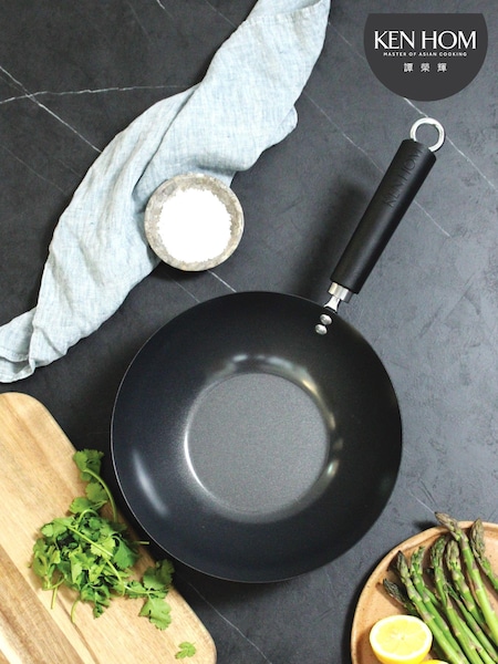 Ken Hom Black Excellence 27cm Non Stick Wok (E59149) | £30