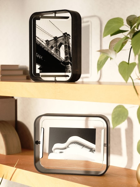 Umbra Black Bellwood Desk Photo Frame (E60854) | £30