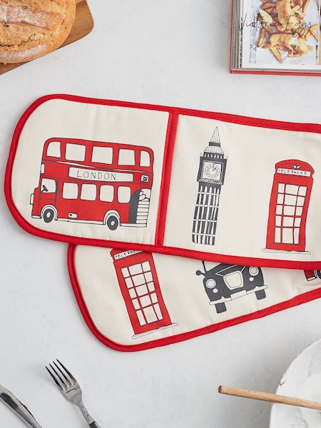 Victoria Eggs Red and Charcoal London Skyline Double Oven 100% Cotton Gloves (E64595) | £30