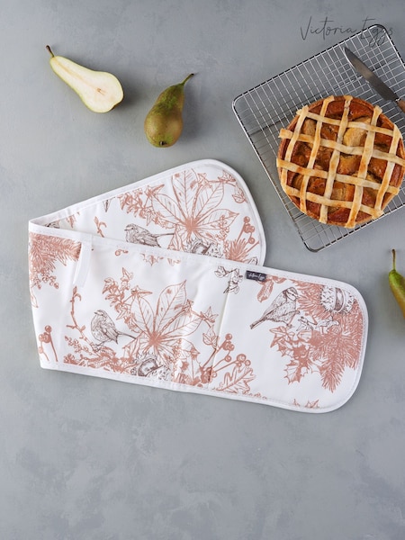 Victoria Eggs Deep Brown and Russet Autumn Garden Double Oven 100% Cotton Gloves (E64607) | £30