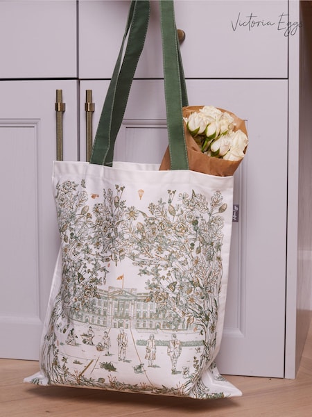 Victoria Eggs Green and Gold Royal Family Mug & Canvas Bag (E64643) | £47
