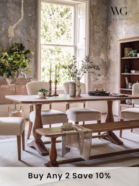 Willis & Gambier Oak Cannes Dining Table (E65642) | £1,485