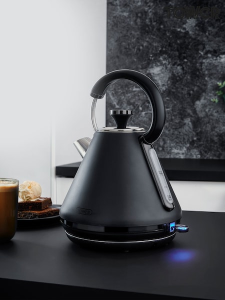 Tower Black Sera 1.7L 3KW Kettle (E67043) | £40