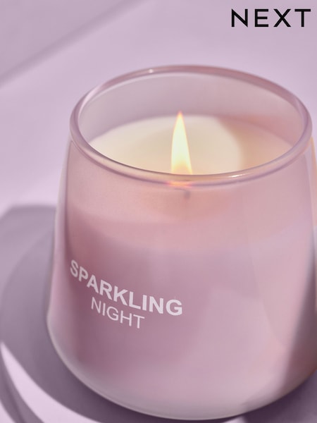 Lilac Purple Cherry and White Musk Scented Candle (E67111) | £10
