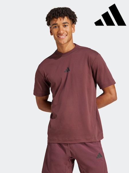 adidas Red City Escape T-Shirt (E67453) | £35