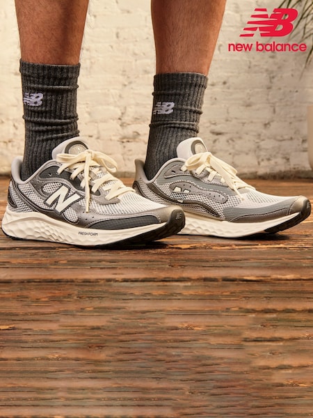New Balance Grey Mens Fresh Foam Arishi V4 Trainers (E71245) | £90