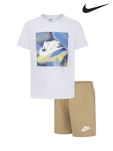Nike Cream Little Kids Club Express T-Shirt and Shorts Set (E71312) | £35