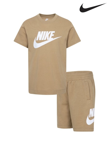 Nike Cream Little Kids Club T-Shirt and Shorts Set (E71323) | £35