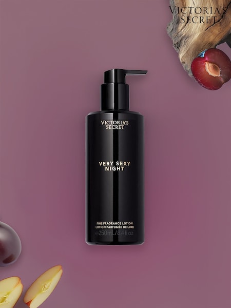 Victoria's Secret Very Sexy Night Body Lotion 250ml (E74935) | £26