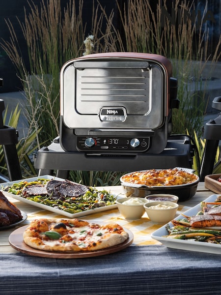 Ninja Woodfire Electric 8-in-1 Outdoor Pizza Oven (E87438) | £350