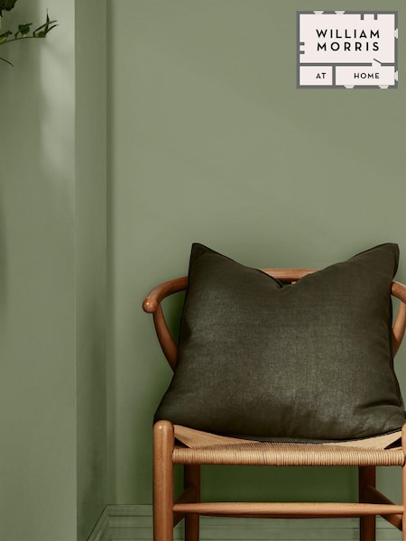 William Morris At Home Sauntered Leaf Eggshell 1L Paint (E87652) | £36