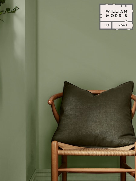 William Morris At Home Sauntered Leaf Gallery Emulsion 2.5L Paint (E87653) | £55