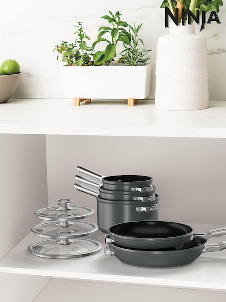 Ninja Grey ZEROSTICK Stackable 5-Piece Pan Set (E90478) | £250