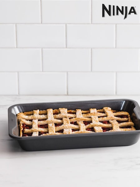 Ninja Grey Foodi Zerostick Roasting Tin (E90503) | £25