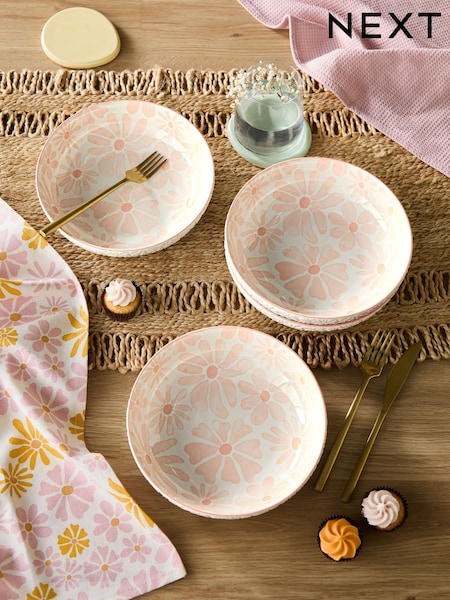 Set of 4 Pink Flower Pasta Bowls (E92408) | £32