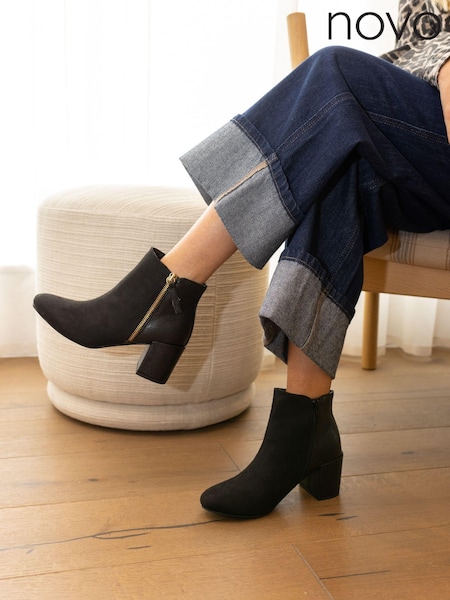 Novo Black Regular Fit Davion Zip Block Heel Ankle Boots (E94014) | £40