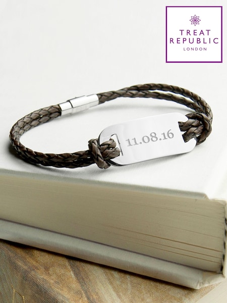 Treat Republic Personalised Leather Brown Bracelet (E95109) | £30
