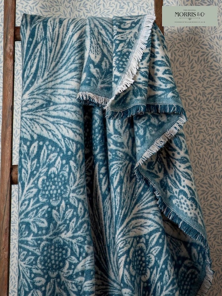 Morris & Co Indigo Marigold Woven Faux Fur Throw (E98175) | £50