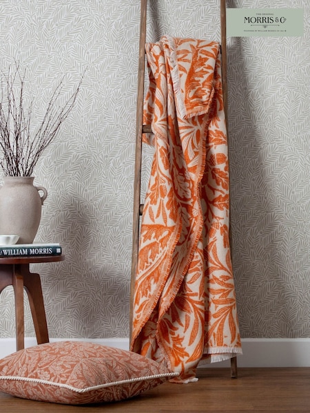 Morris & Co. Brick Acorn Tonal Woven Faux Fur Throw (E98480) | £50