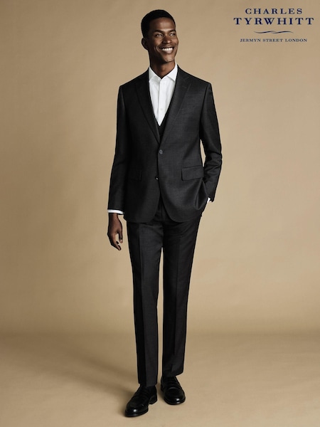 Charles Tyrwhitt Grey Adjustable Fit Twill Business Suit: Waistcoat (E99347) | £80