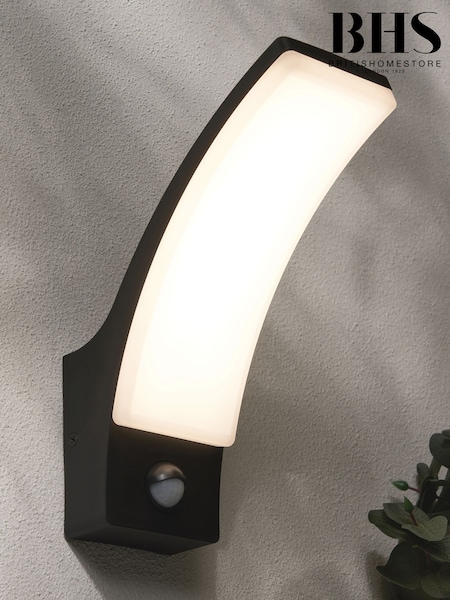 BHS Black Batsu 12w LED Curved Outdoor Wall Light (F00147) | £35
