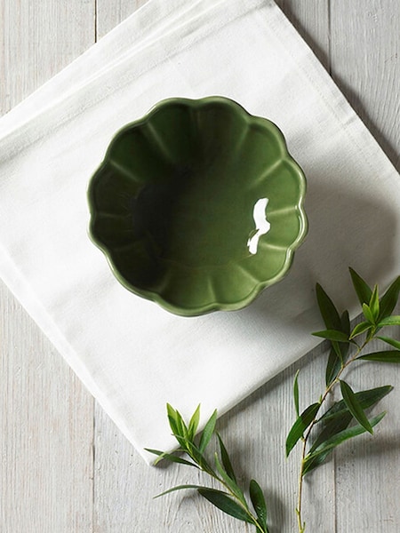 MM Living Green Scallop Small Dip Bowl and Large Nibble Bowls (F00154) | £22