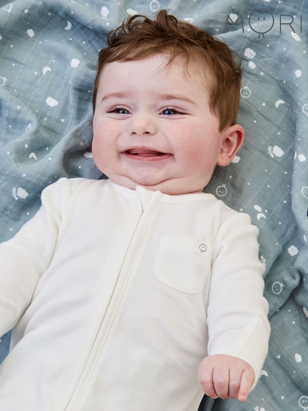 MORI White Cotton Large Muslin Square (F03920) | £15.50