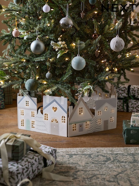 Snowy Lit Wooden Christmas Tree Skirt (F06262) | £35