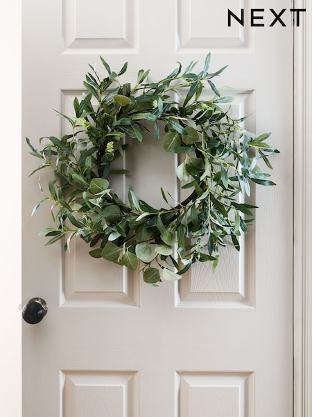 Green Eucalyptus Wreath (F08060) | £32