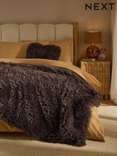 Brown Monoglian Faux Fur Throw (F11067) | £60 - £100