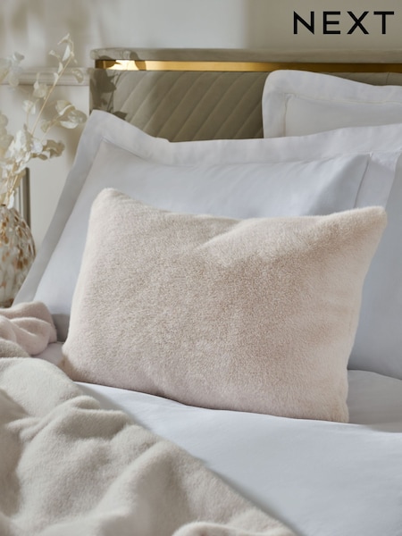 Ivory 40 x 59cm Cosy Plush Faux Fur Cushion (F11151) | £16