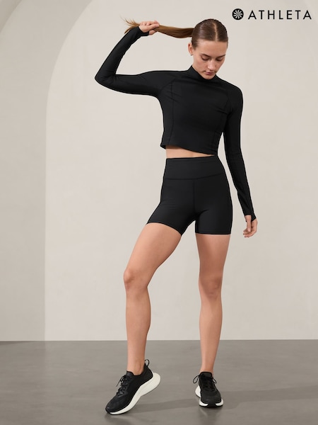 Athleta Black Pacesetter Ultra High Waisted 4" Shorts (F11375) | £50