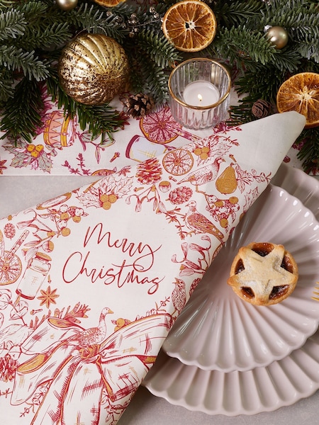 Victoria Eggs Set of 4 Red Christmas Wreath Napkins (F11493) | £40