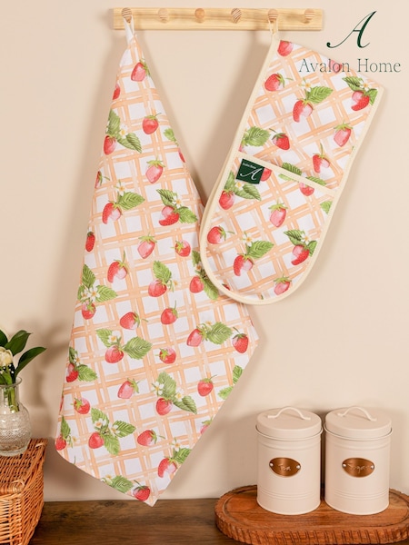 Avalon Home Pink Strawberry Picnic Tea Towel (F13429) | £12