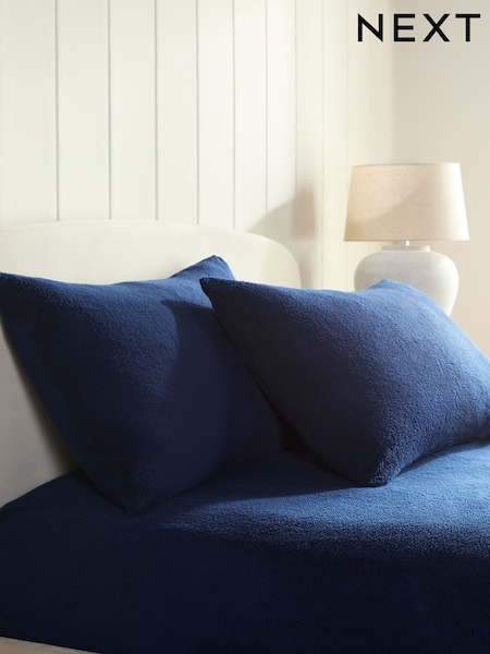 Set of 2 Navy Blue Teddy Fleece Pillowcases (F15429) | £8