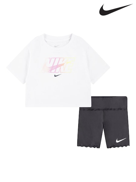 Nike Pink Little Kids Bike Shorts and T-Shirt Set (F16706) | £35