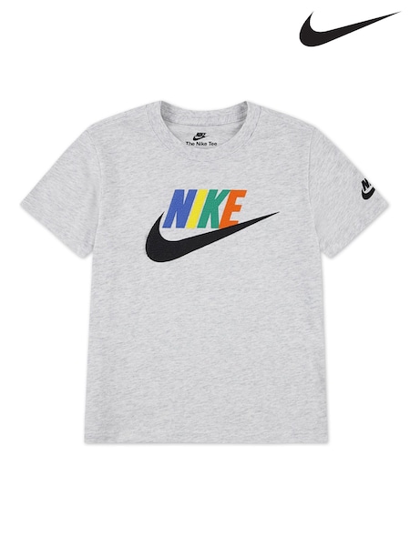 Nike Grey Little Kids Club Family T-Shirt (F16759) | £16