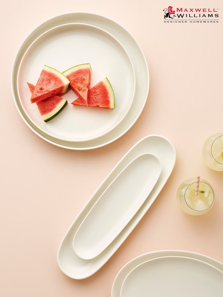 Maxwell & Williams White Basics Round Platter (F18068) | £30