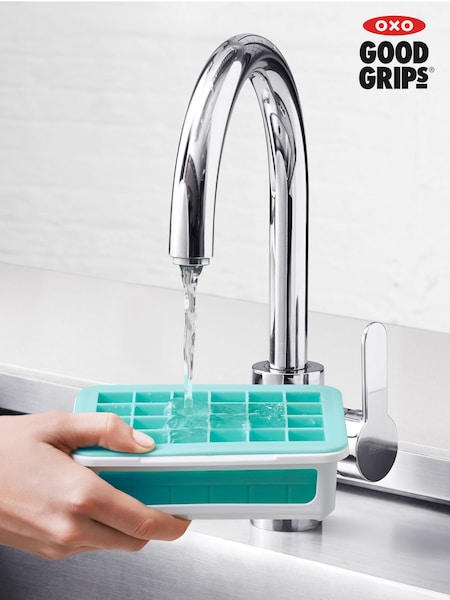 Oxo Silver Silicone Small Ice Cube Tray with Lid (F18402) | £18