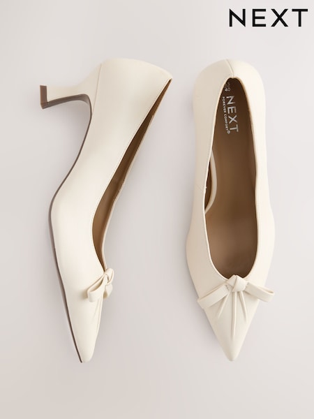 Bone Cream Forever Comfort® Bow Court Heels (F24489) | £38