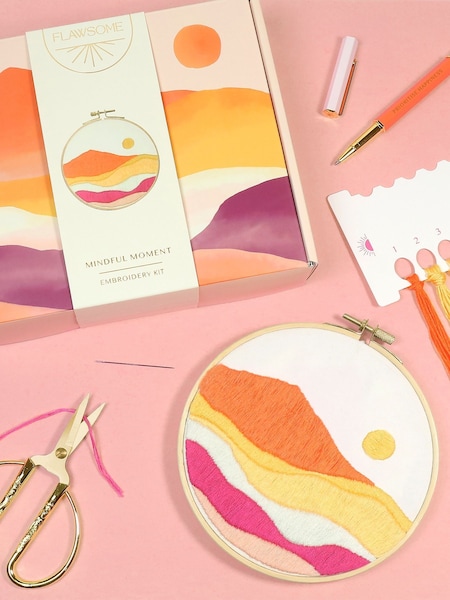 Portico Designs Flawsome Abstract Sunset Embroidery Kit (F26667) | £18