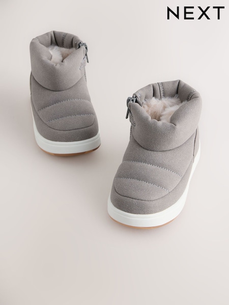 Grey Quilted Pull On Boots (F27505) | £26 - £30