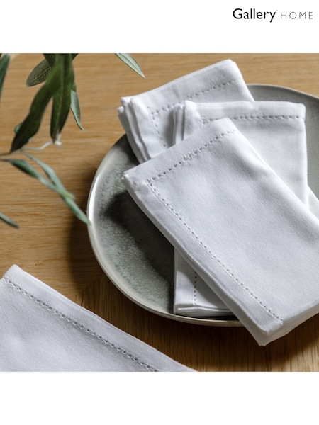 Gallery Home White White Classic Napkin (F28810) | £15